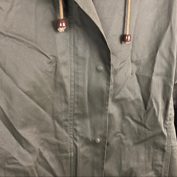 Aritzia T. Babaton Jacket Coat Detachable Hood Green Lightweight Size Small - Picture 5 of 7